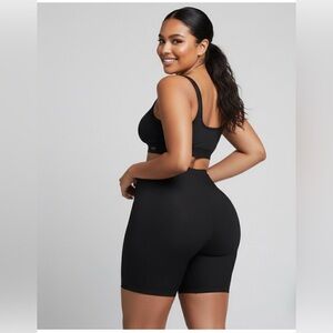 SKIMS Body Butt Enhancing Padded Shaper Shaping BBL Shorts black ONYX 4XL